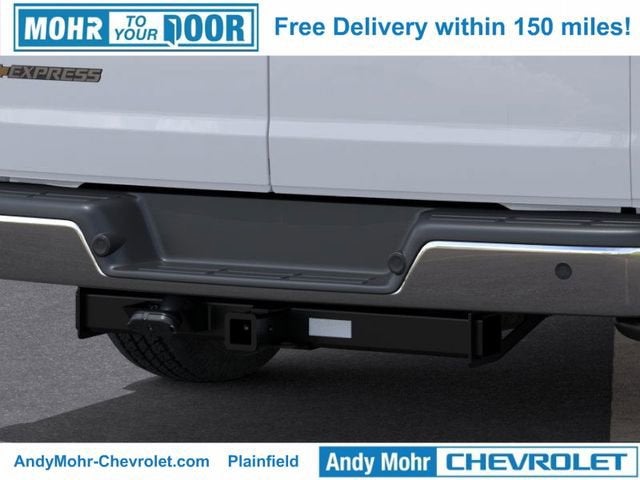 2025 Chevrolet Express Passenger 1LT