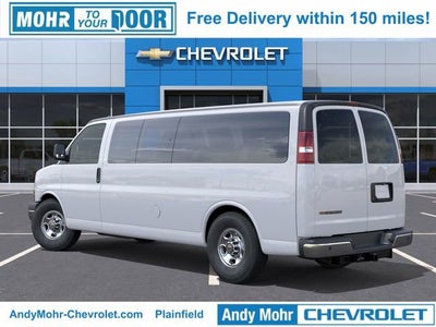 2025 Chevrolet Express Passenger 1LT