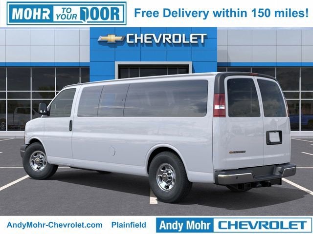 2025 Chevrolet Express Passenger 1LT