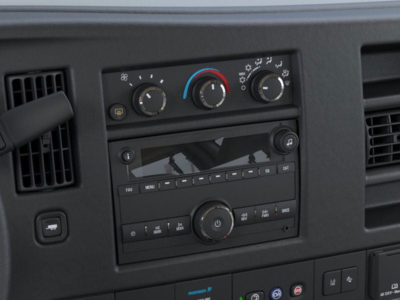 2025 Chevrolet Express Passenger 1LT