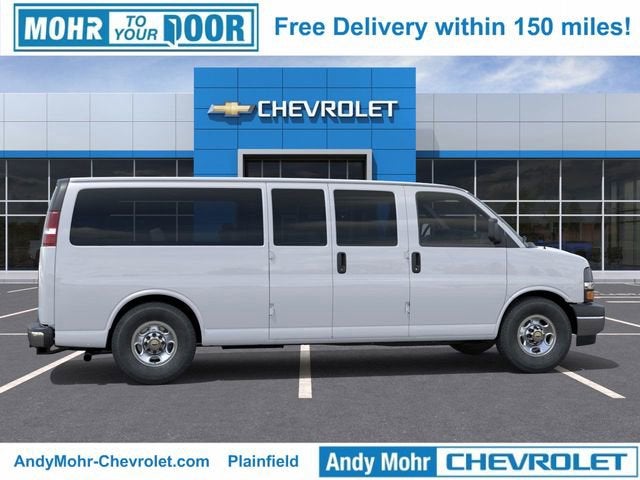 2025 Chevrolet Express Passenger 1LT