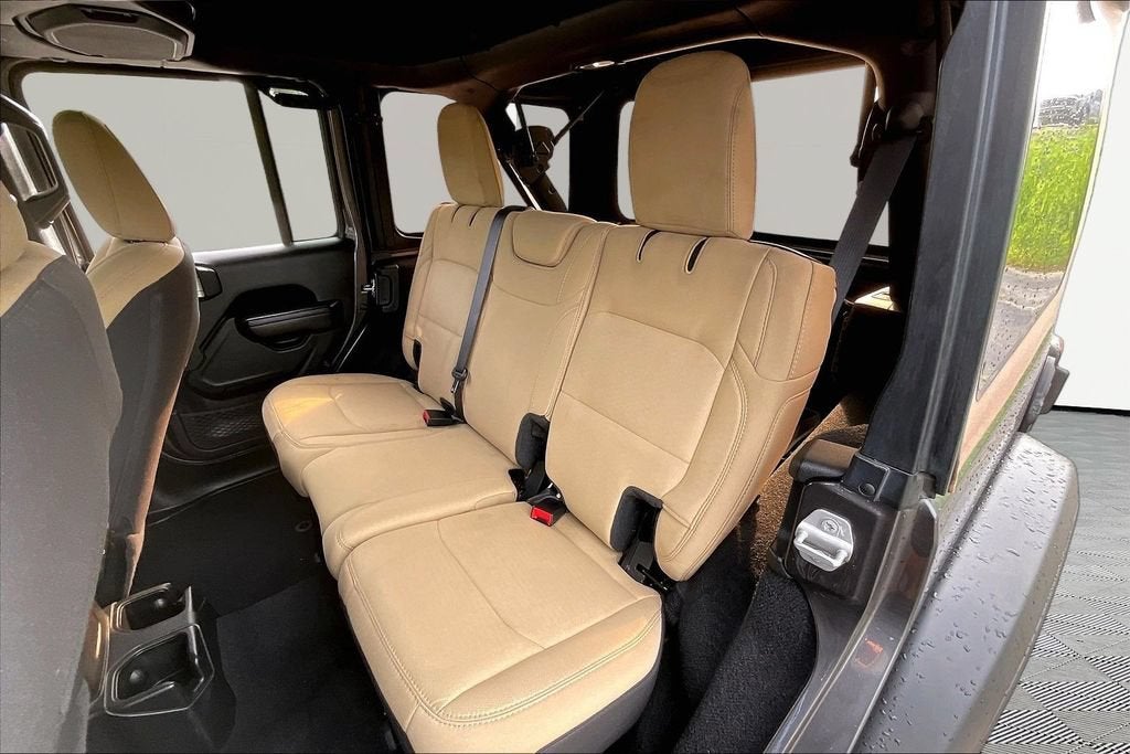 2022 Jeep Wrangler Unlimited Willys