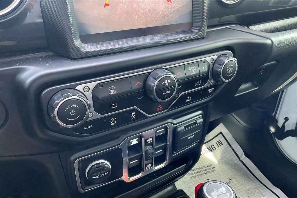 2022 Jeep Wrangler Unlimited Sahara Altitude