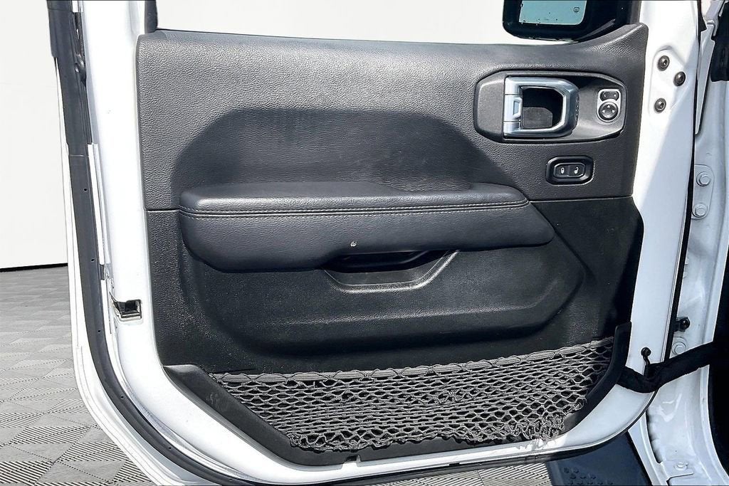 2022 Jeep Wrangler Unlimited Sahara Altitude