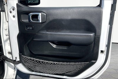 2022 Jeep Wrangler Unlimited Sahara Altitude