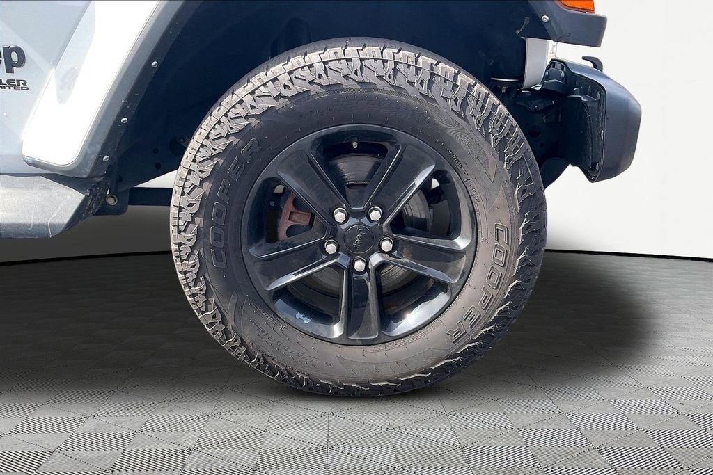 2022 Jeep Wrangler Unlimited Sahara Altitude