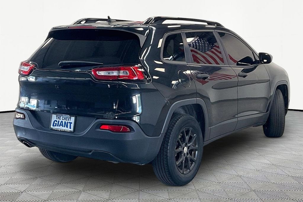 2016 Jeep Cherokee Sport