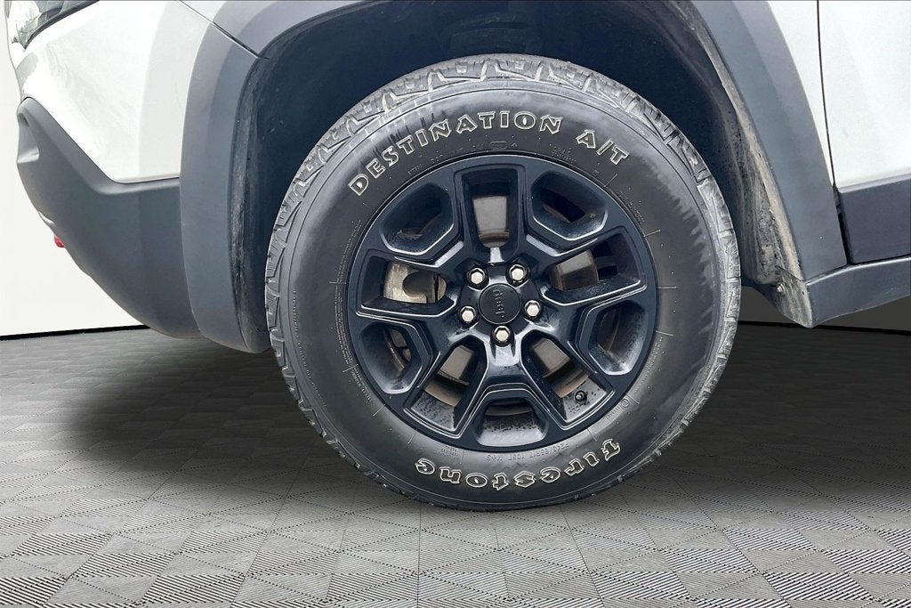 2021 Jeep Cherokee Trailhawk