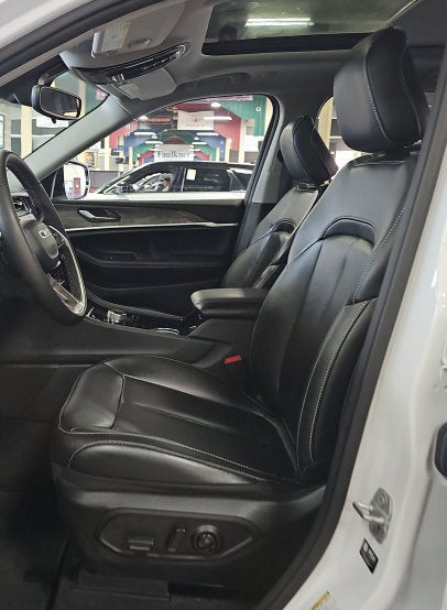 2023 Jeep Grand Cherokee 4xe 4DR 4WD