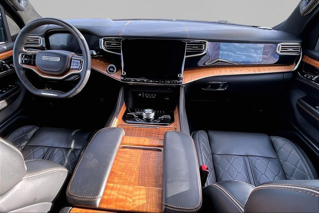 2023 Jeep Grand Wagoneer L Series III
