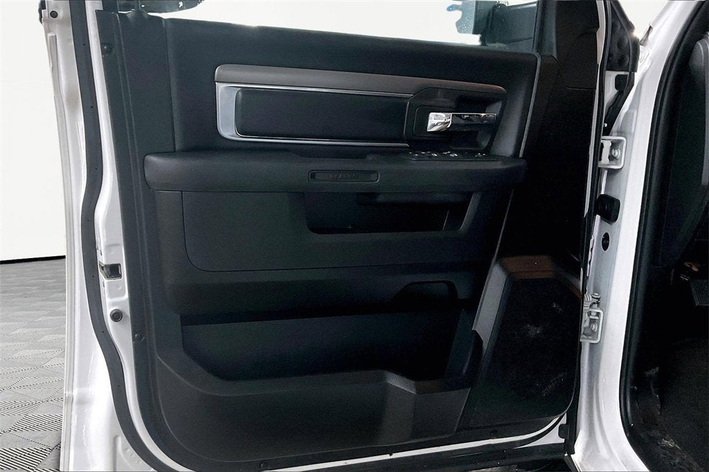 2021 RAM 1500 Classic SLT