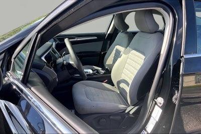 2016 Ford Fusion S