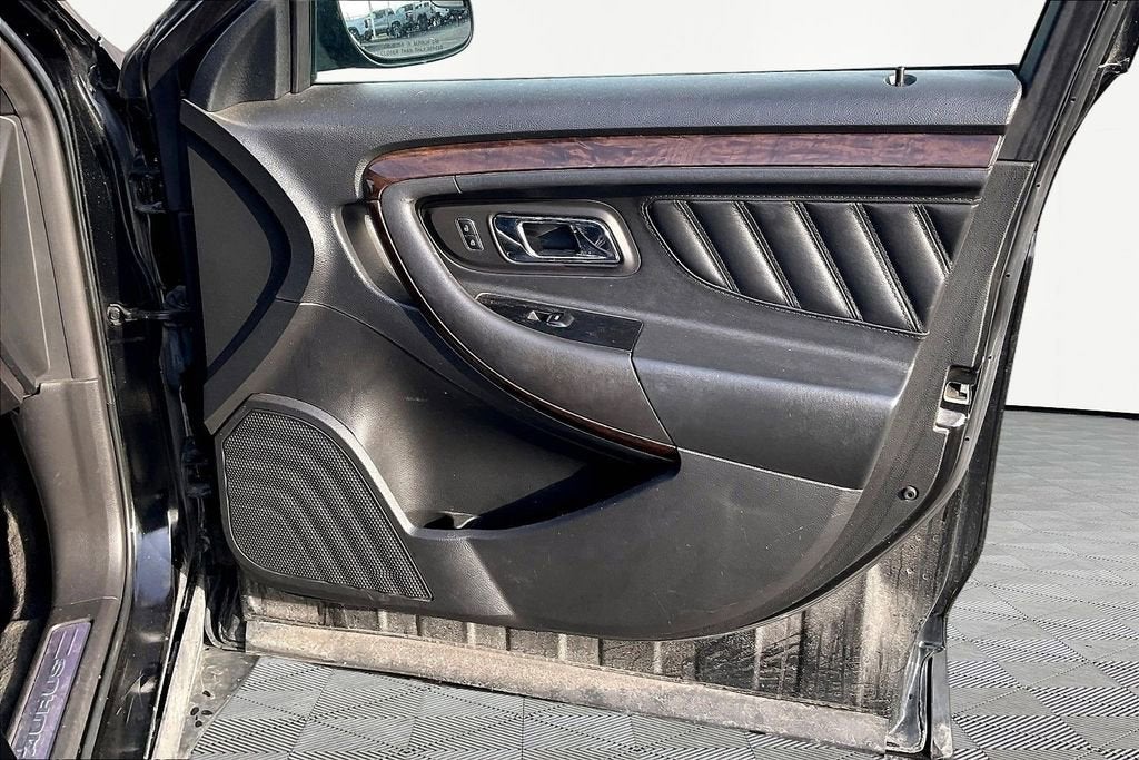 2015 Ford Taurus Limited