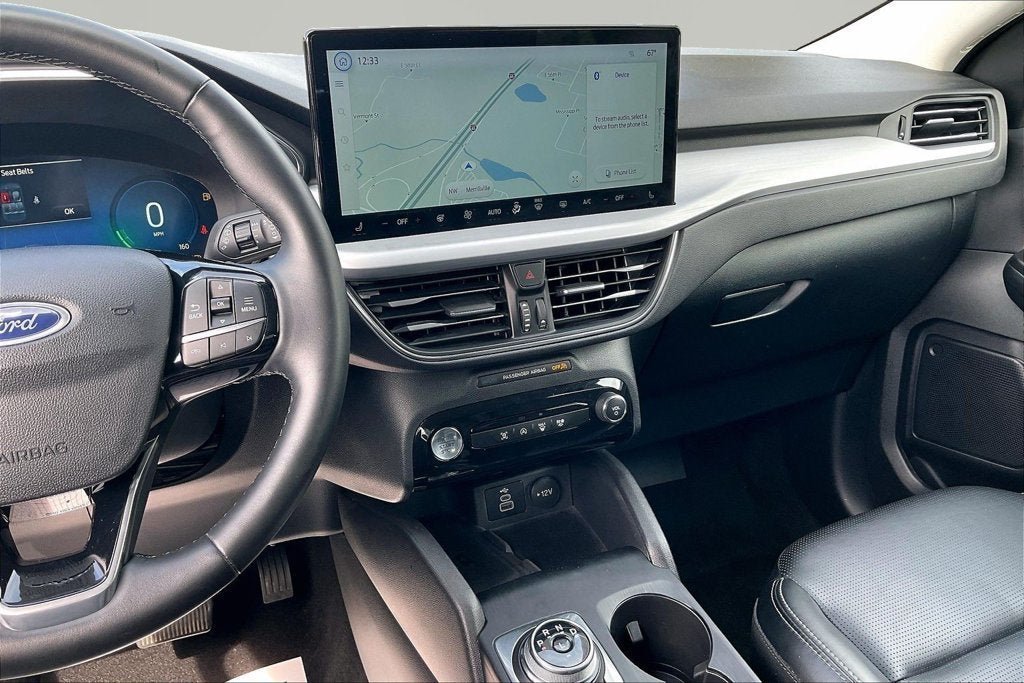 2025 Ford Escape Platinum