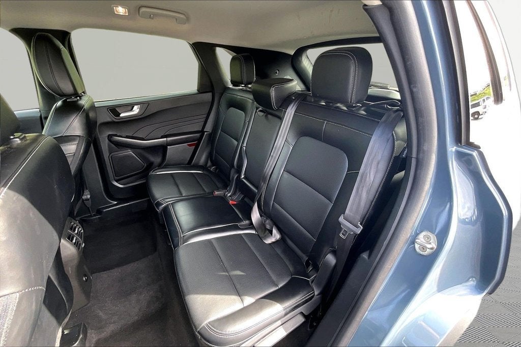 2025 Ford Escape Platinum
