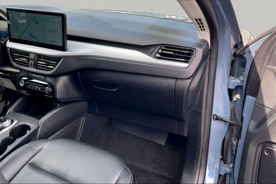 2025 Ford Escape Platinum