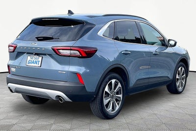 2025 Ford Escape Platinum