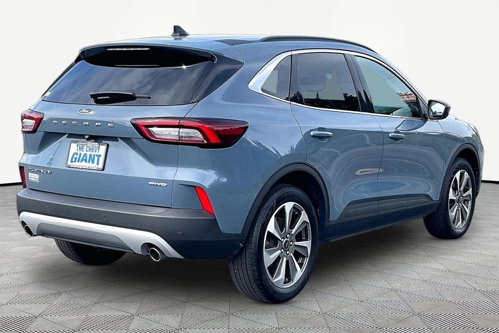 2025 Ford Escape Platinum