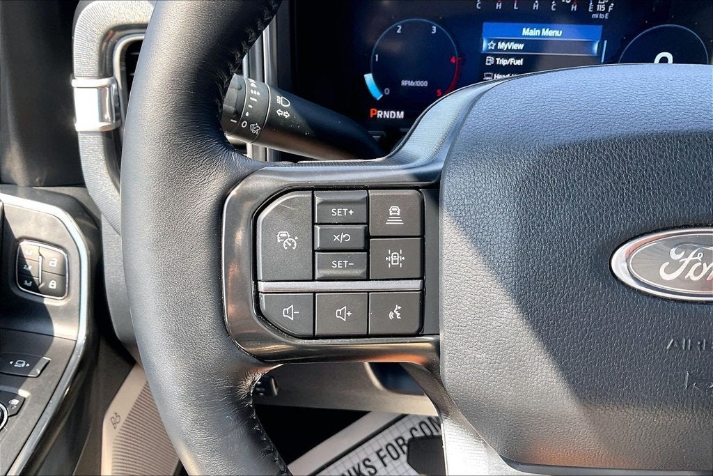2025 Ford Super Duty F-350 SRW XL
