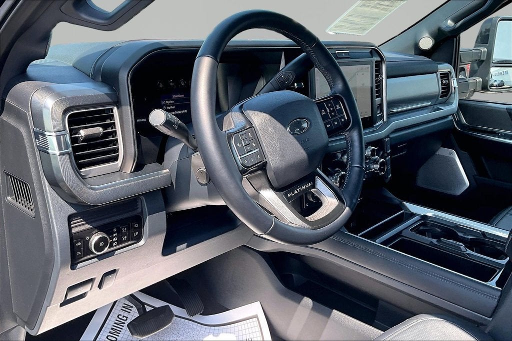 2025 Ford Super Duty F-350 SRW XL