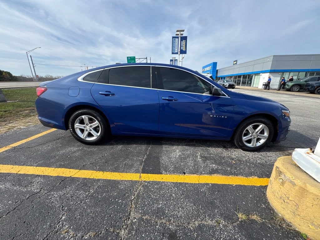 2023 Chevrolet Malibu LS