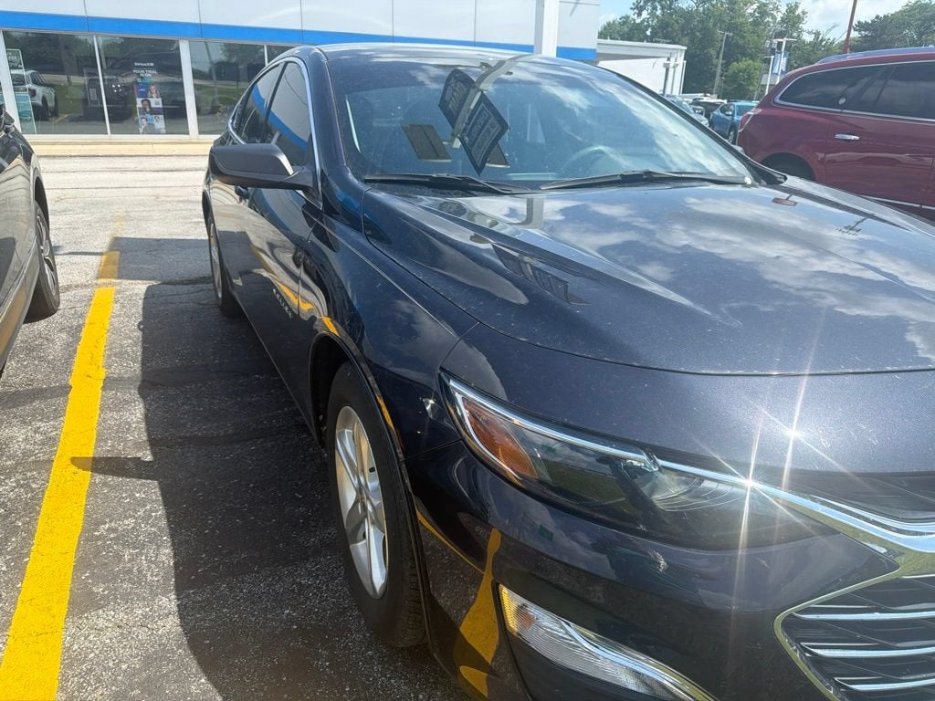 2022 Chevrolet Malibu LS