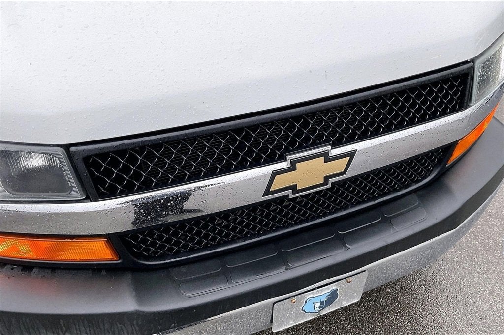 2018 Chevrolet Express Passenger 3500 LT