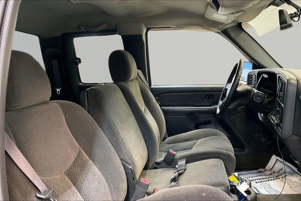 2005 Chevrolet Silverado 1500 LS