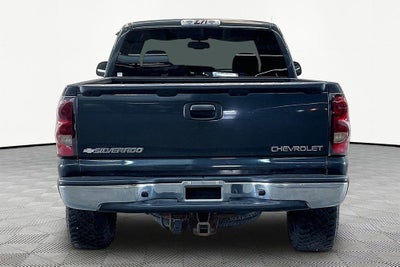 2005 Chevrolet Silverado 1500 LS