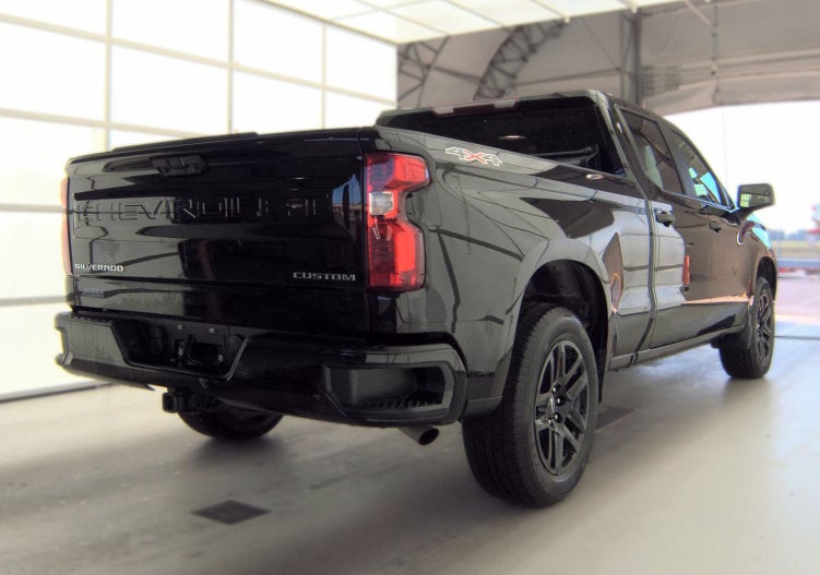 2024 Chevrolet Silverado 1500 Custom