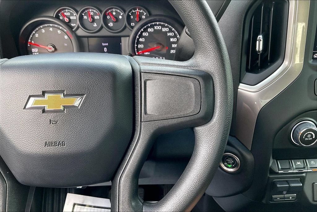2024 Chevrolet Silverado 1500 Custom