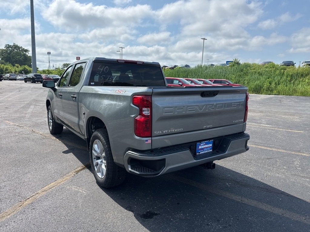 2025 Chevrolet Silverado 1500 Custom