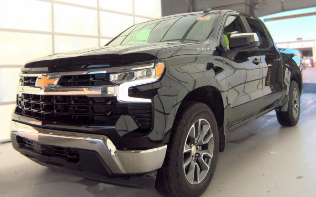 2025 Chevrolet Silverado 1500 LT (2FL)