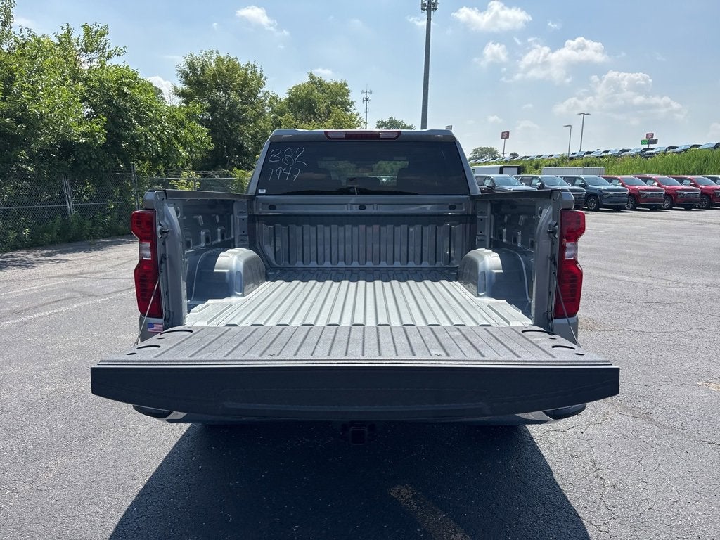 2025 Chevrolet Silverado 1500 LT (2FL)