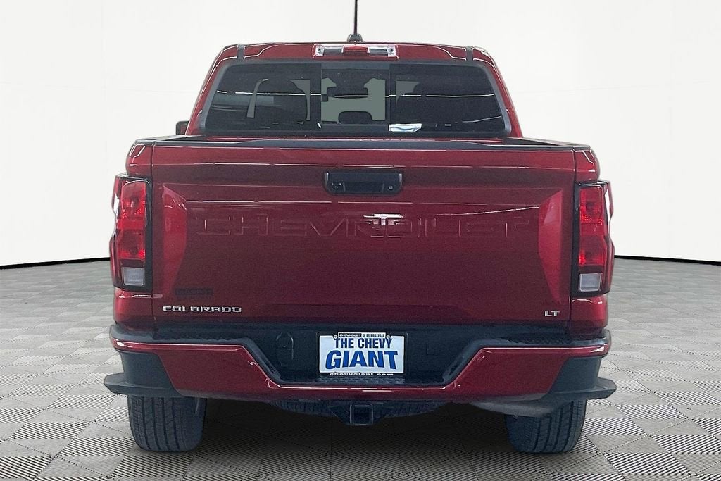 2024 Chevrolet Colorado LT