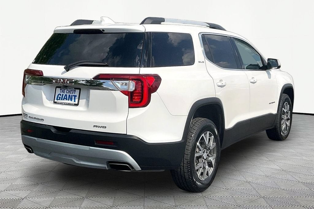 2023 GMC Acadia SLE