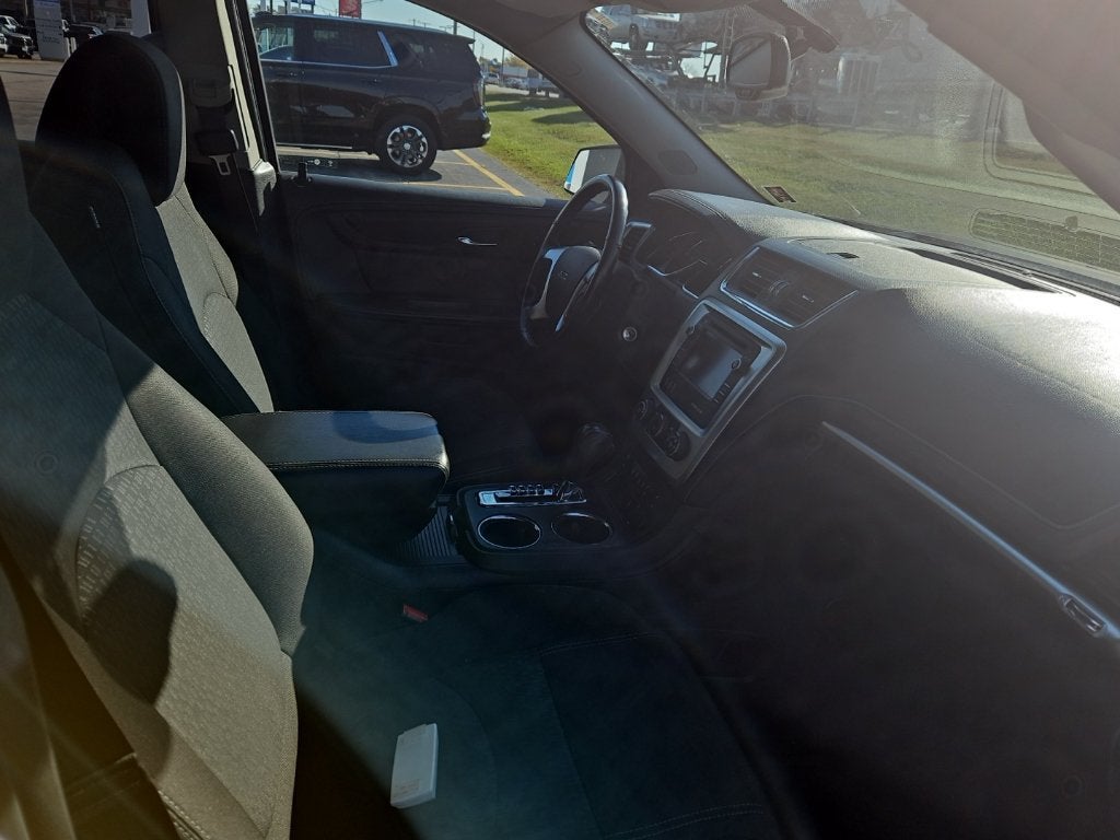 2016 GMC Acadia SLE