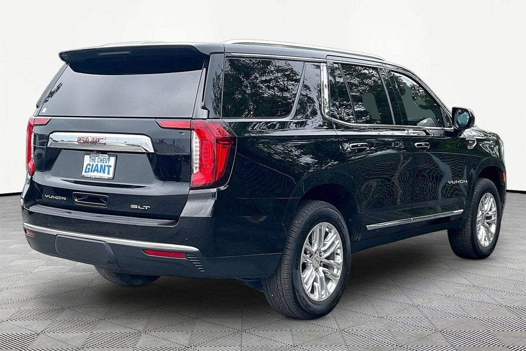 2023 GMC Yukon SLT