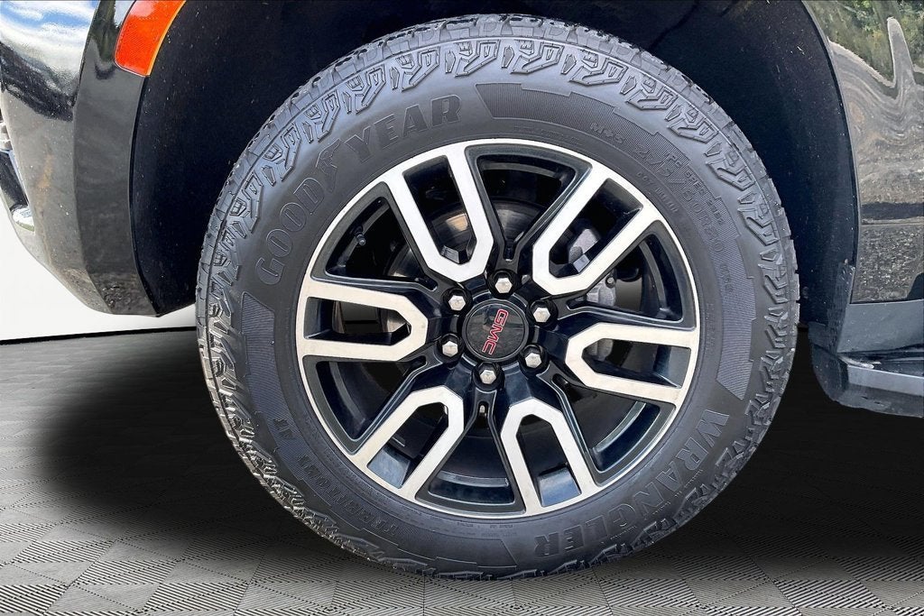 2023 GMC Yukon AT4