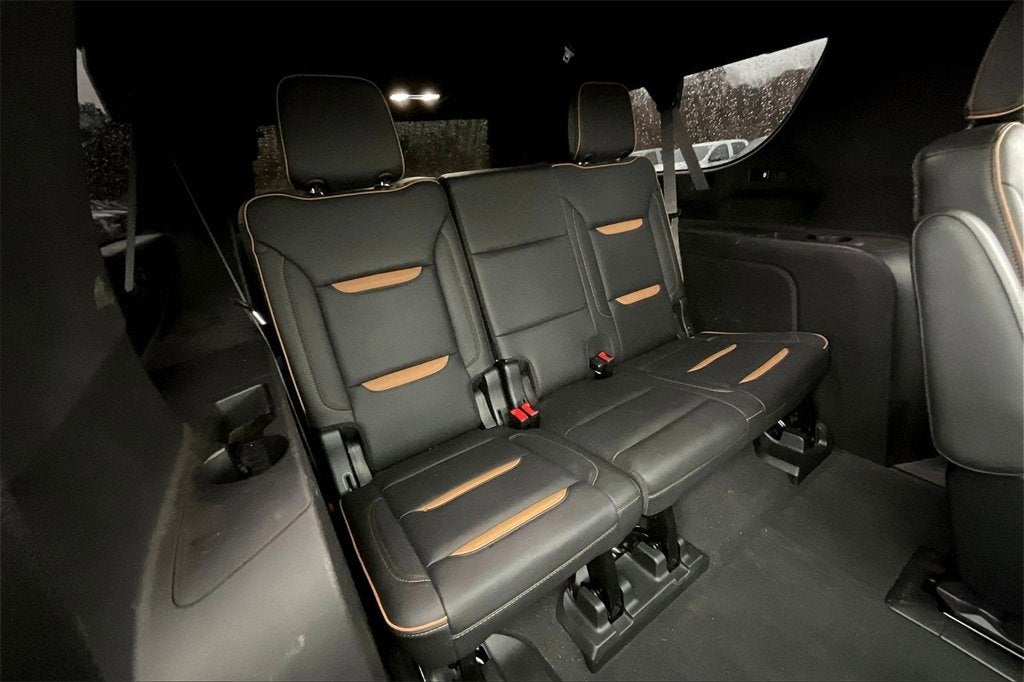 2021 GMC Yukon XL AT4