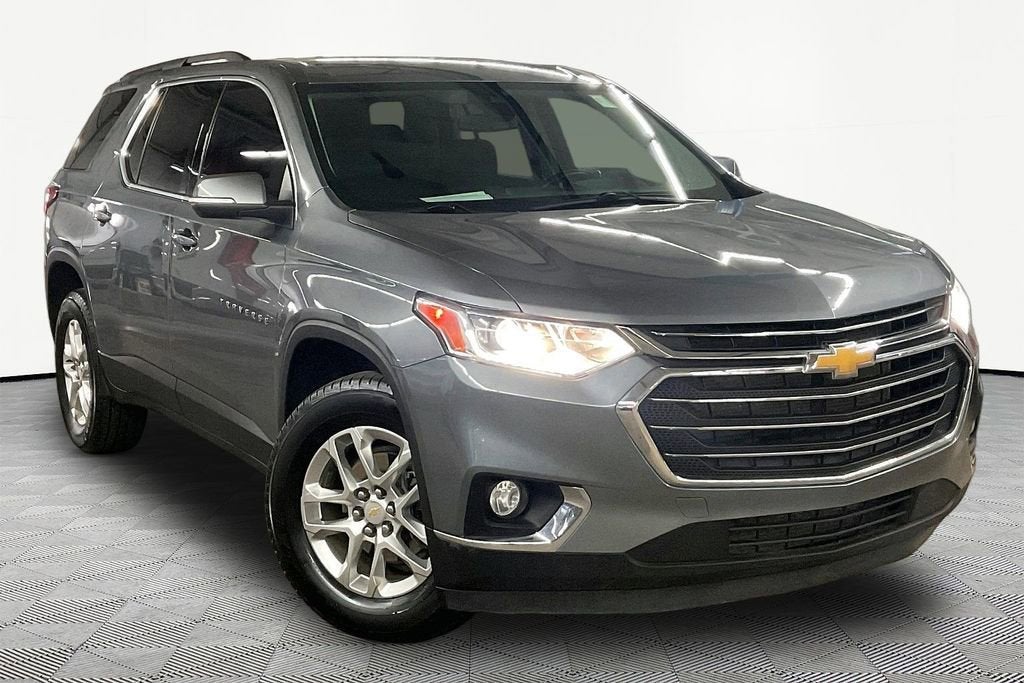 2021 Chevrolet Traverse LT Cloth