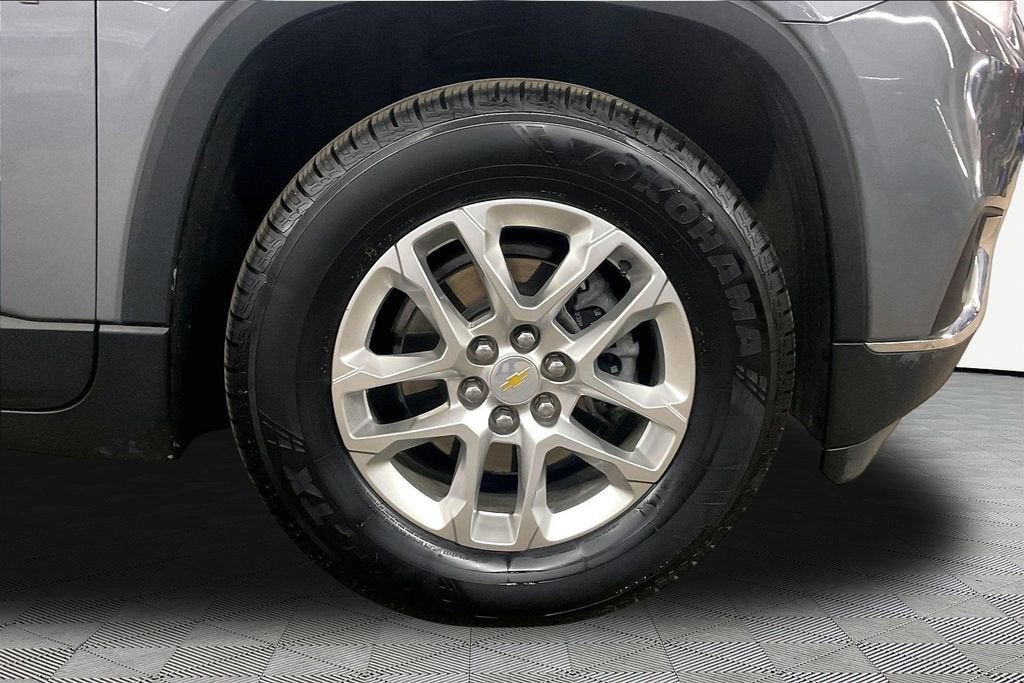 2021 Chevrolet Traverse LT Cloth