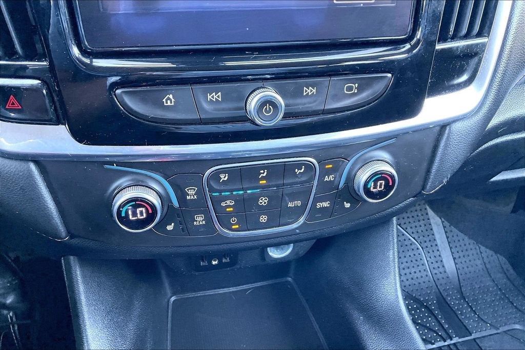 2018 Chevrolet Traverse LT Cloth