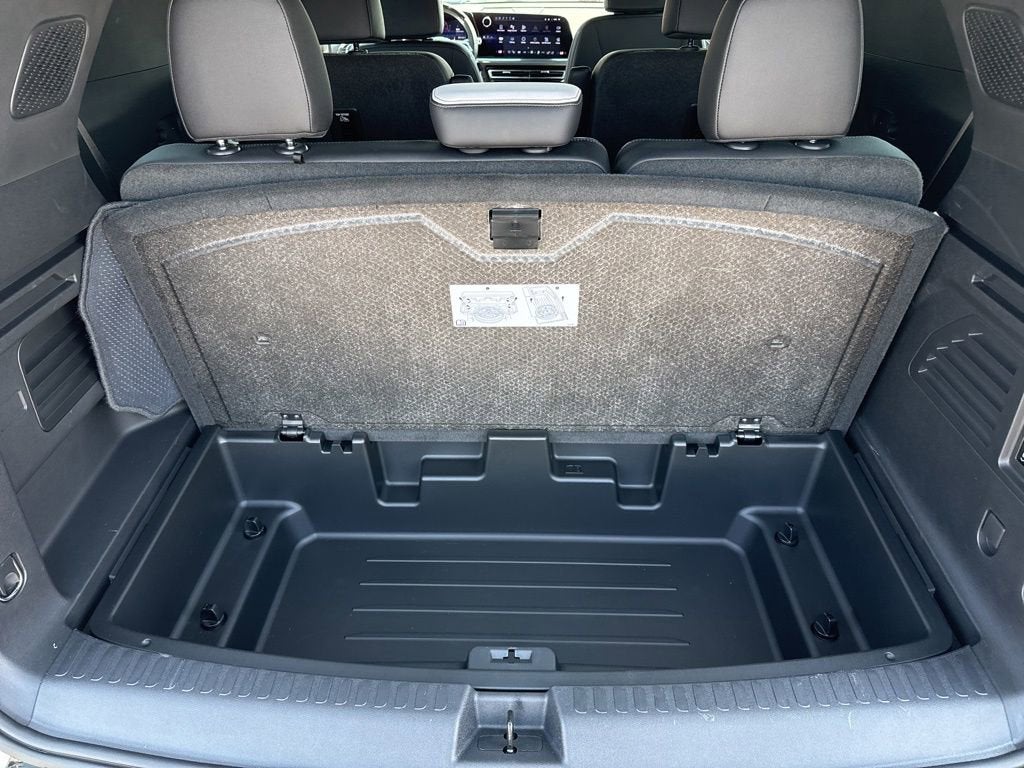 2024 Chevrolet Traverse Premier