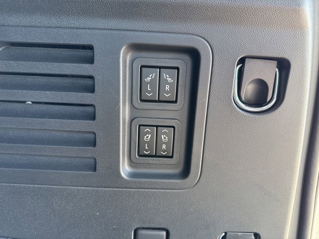 2024 Chevrolet Traverse Premier