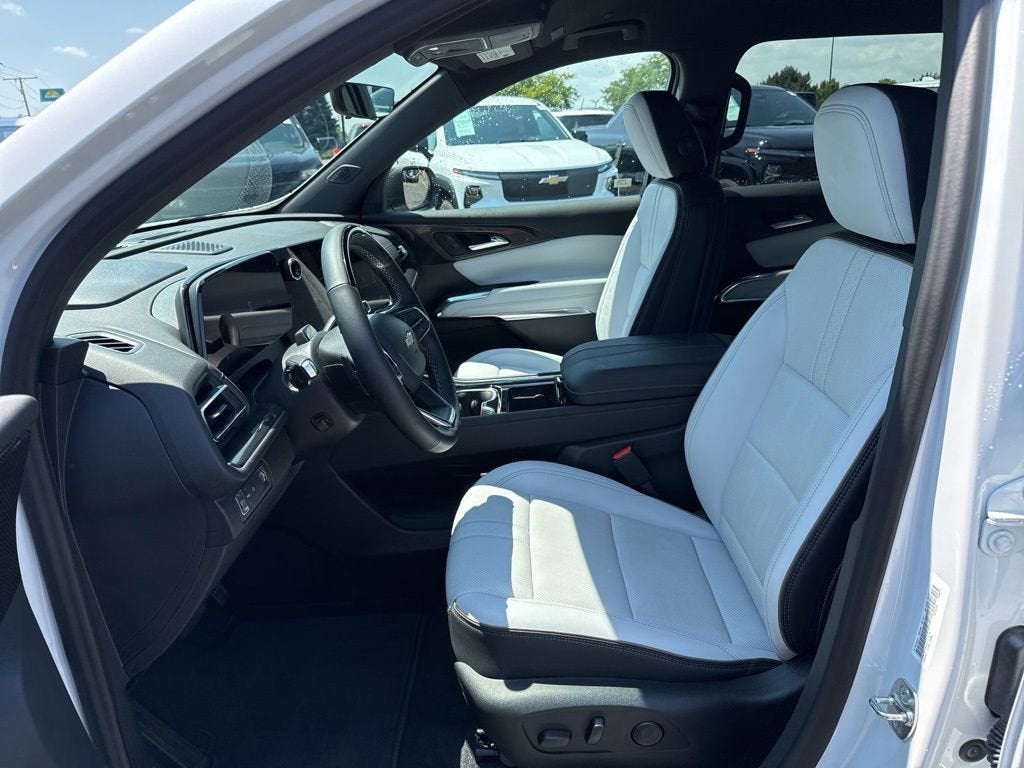 2024 Chevrolet Traverse Premier