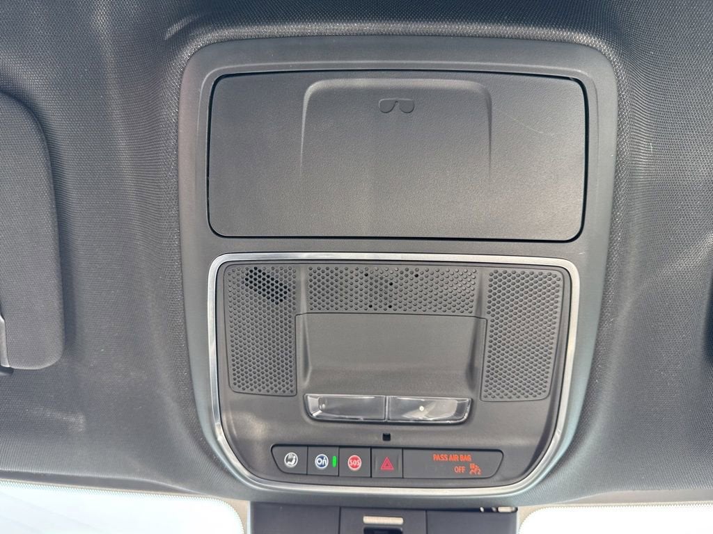 2024 Chevrolet Traverse Premier