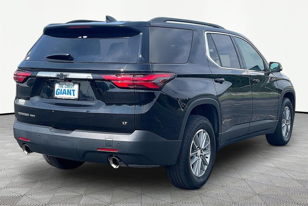 2022 Chevrolet Traverse LT Cloth