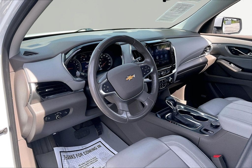2021 Chevrolet Traverse LT Leather