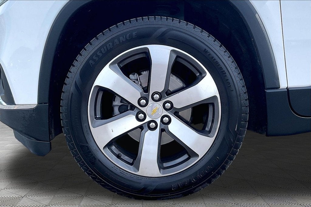 2021 Chevrolet Traverse LT Leather